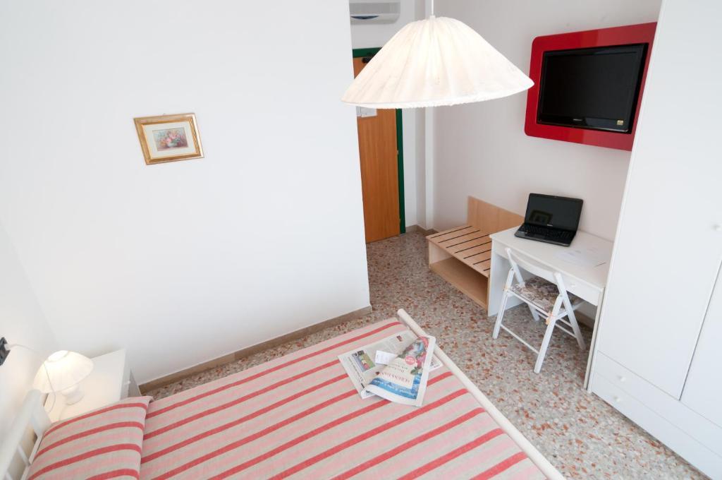 Hotel Milan Rosolina Mare Quarto foto